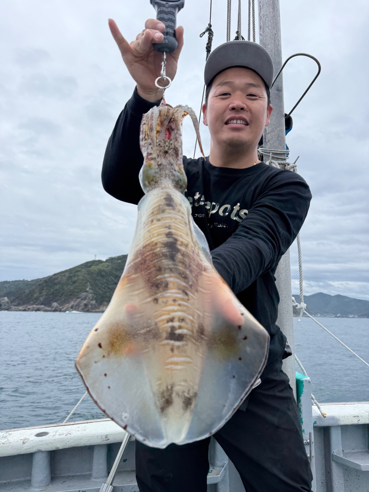 みなと丸（和歌山県・日高港の遊漁船）