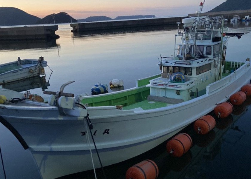 釣り船　すし丸（佐賀県・満島漁港の遊漁船）