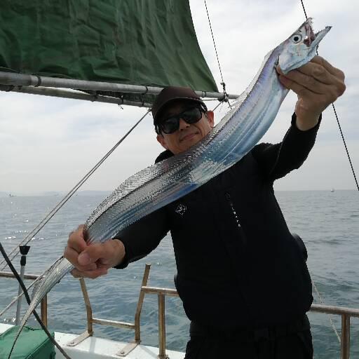1091丸(忠岡)で釣れた[{'name': 'タチウオ', 'stat': '最大105cm · ３２匹'}]105cm