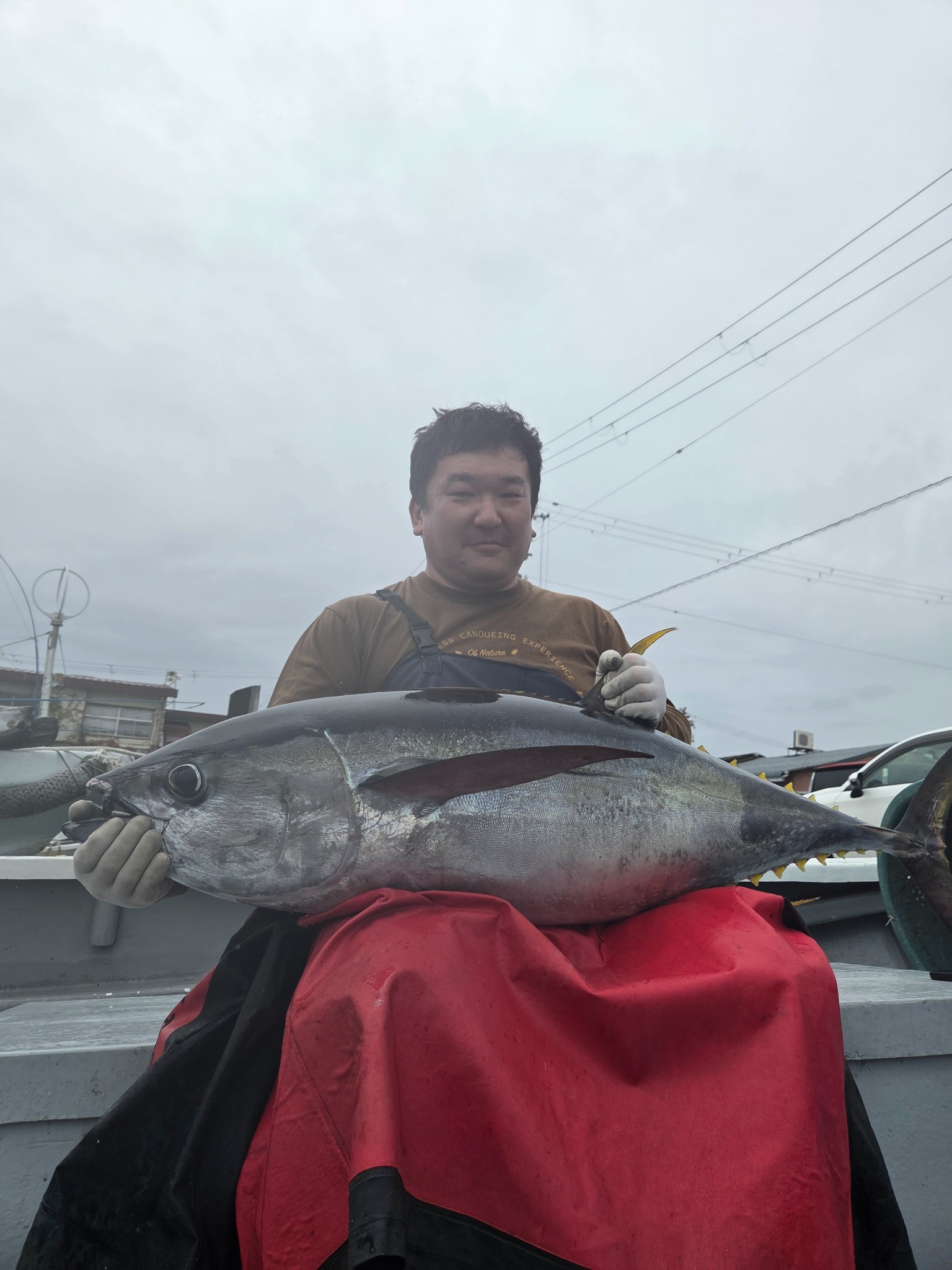道丸で釣れた[{'name': 'キハダ', 'stat': '最大30.00kg'}]30.00kg