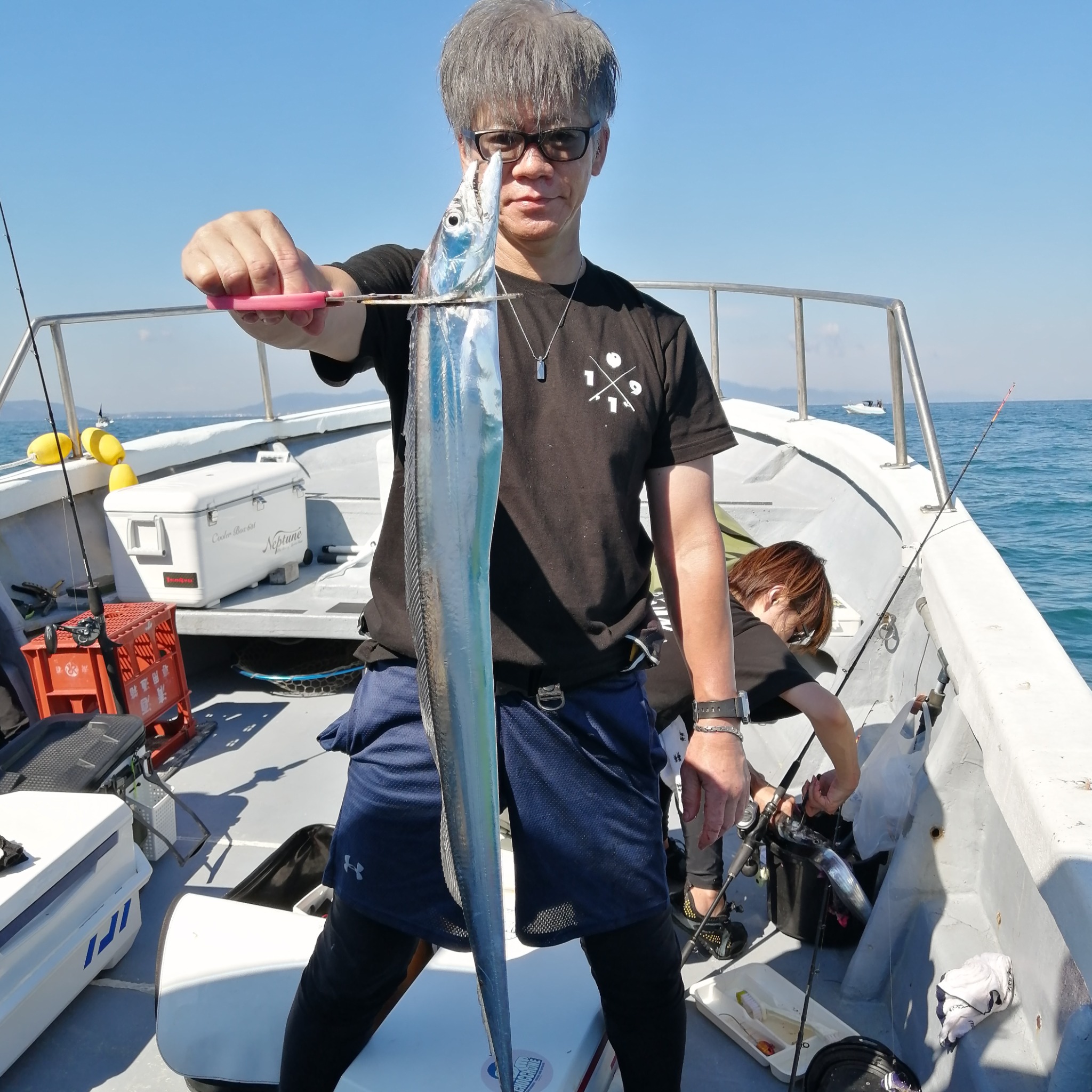 1091丸(忠岡)で釣れた[{'name': 'タチウオ', 'stat': '最大109cm · ５０匹'}]109cm