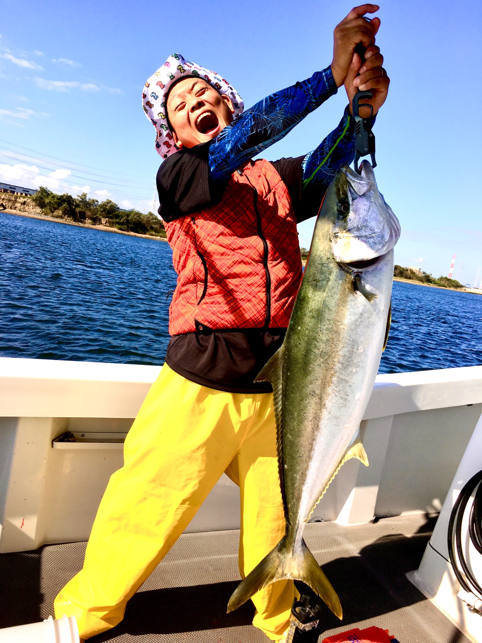 すず丸　SUZUMARUのヒラマサ/イナダ/ワラサ/ショゴ/アジ釣果 8.50kg（10/10）