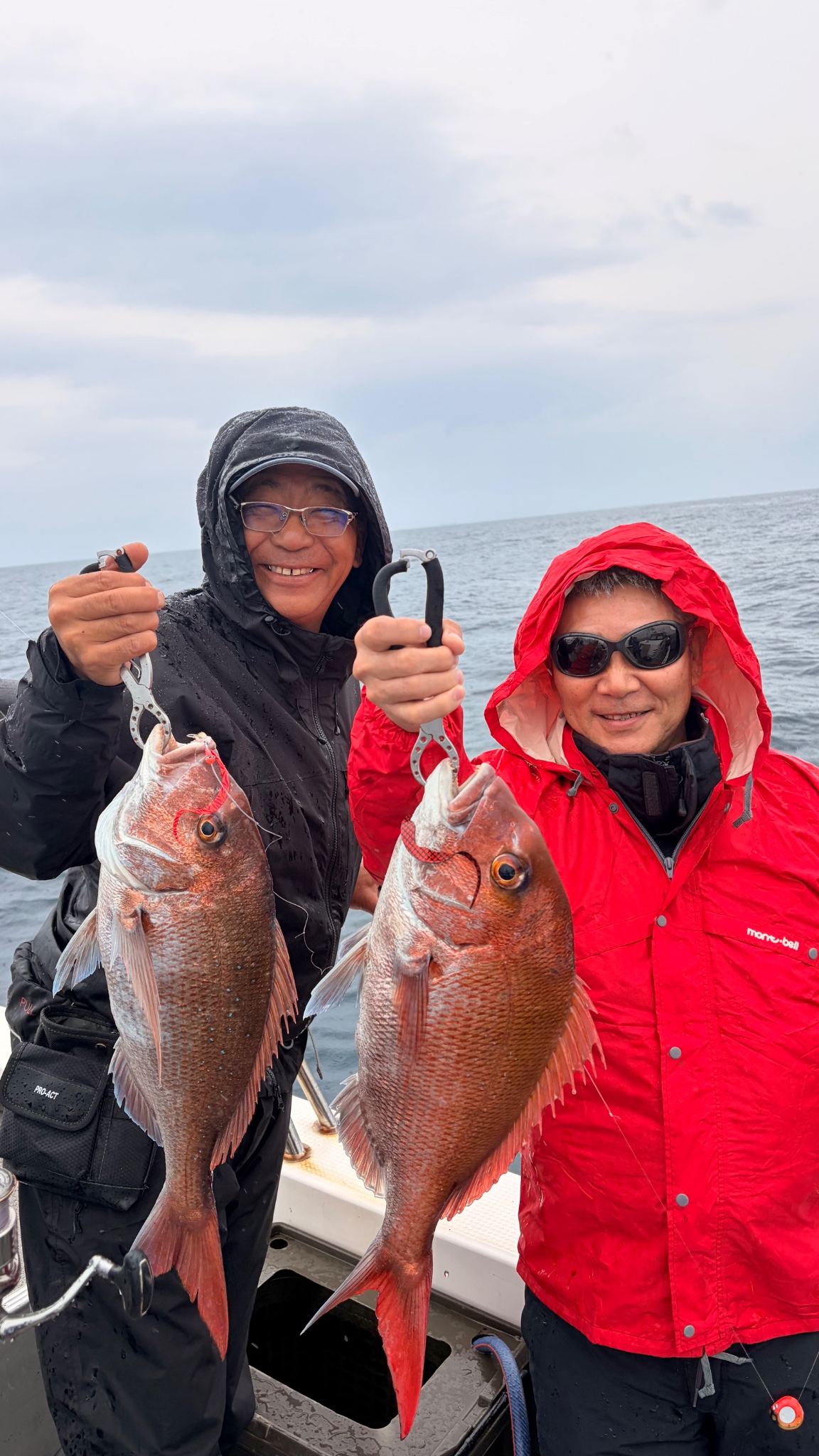 Seamanの真鯛釣果 73cm（10/4）