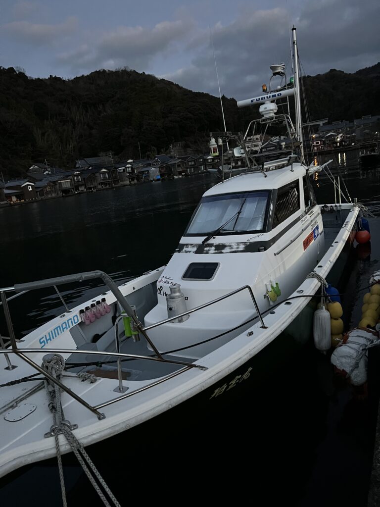 珀宝丸(京都府伊根町)ブリジギング 2024年12月20日